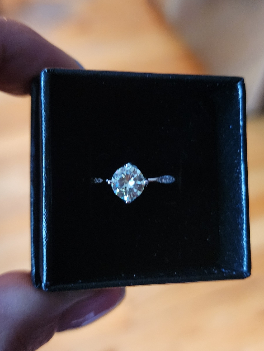 ๐ 925 Sterling Silver Moissanite Ring โ Size 8 โ NWOT โจ - Picture 3 of 5